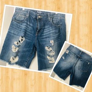 Sz. 12 Mossimo Jean shorts